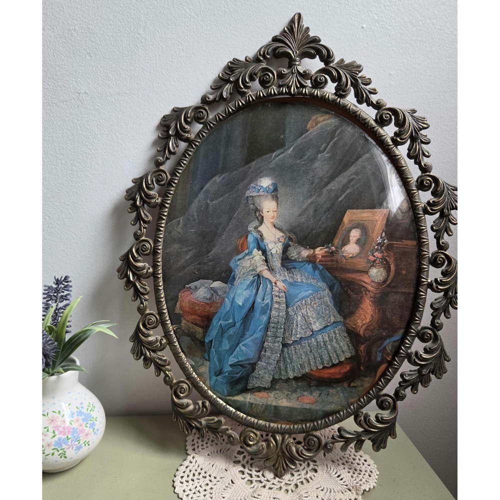 Vintage Ornate Oval Convex Glass Frame Rococo Lady Portrait Baroque Wall Decor